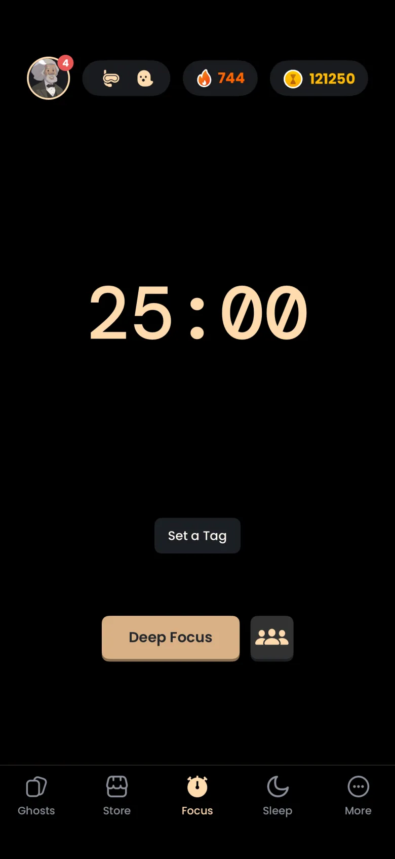 The Focus tab at rest: a large 25:00 countdown, your guide, streak and coin balance along the top, a Set a Tag button, and a Deep Focus button beside a group icon above the tab bar.
